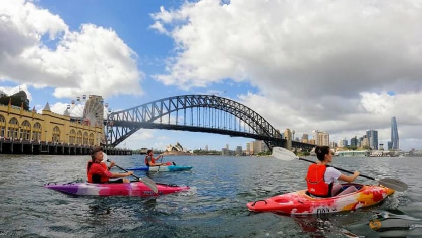 Rubbish collection tour cleans up Sydney Harbour, one kayak at a time Rubbish collection tour cleans up Sydney Harbour, one kayak at a time