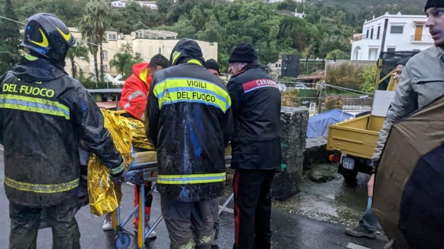 意大利小岛土崩 一人死亡大约十人失踪