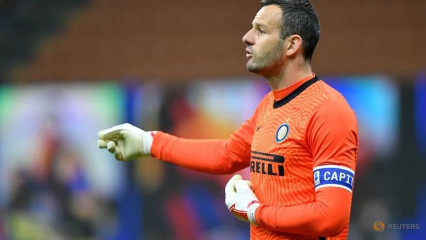 Handanovic second Inter player this week to test positive for COVID-19 Handanovic second Inter player this week to test positive for COVID-19