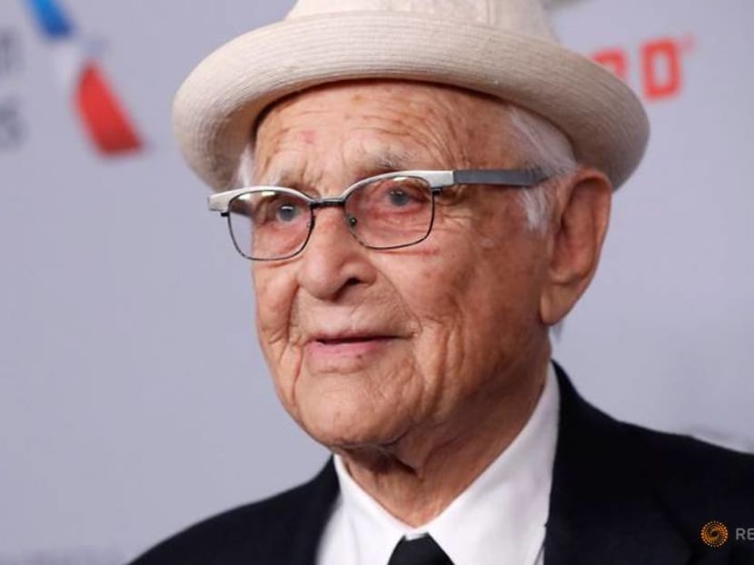 Norman Lear to receive comedy honor at Golden Globes ceremony Norman Lear to receive comedy honor at Golden Globes ceremony