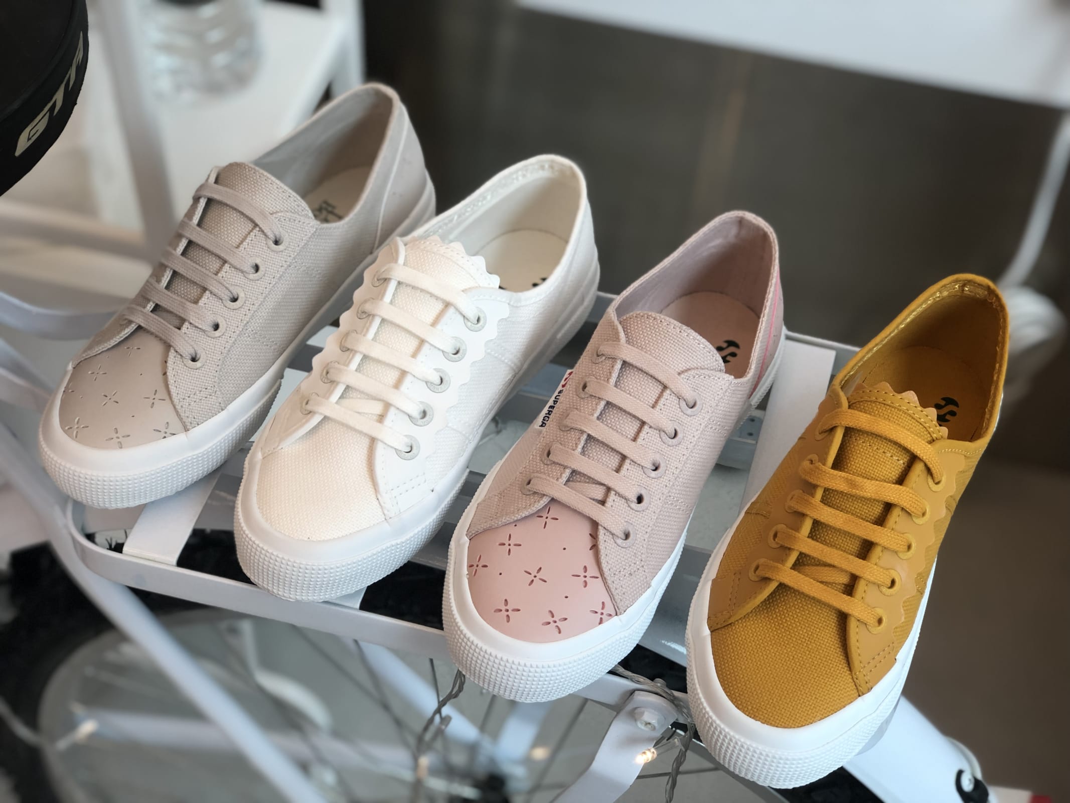 Love bonito superga outlet