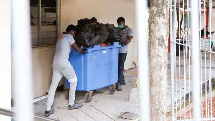Rakyat S'pura terlalu bergantung pada pekerja pembersihan, enggan kutip sampah: Tinjauan SMU