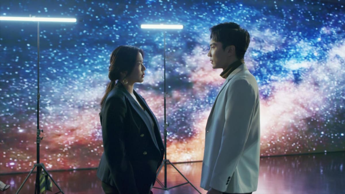 Rui En battles ageism and single women insecurities in a new series ...