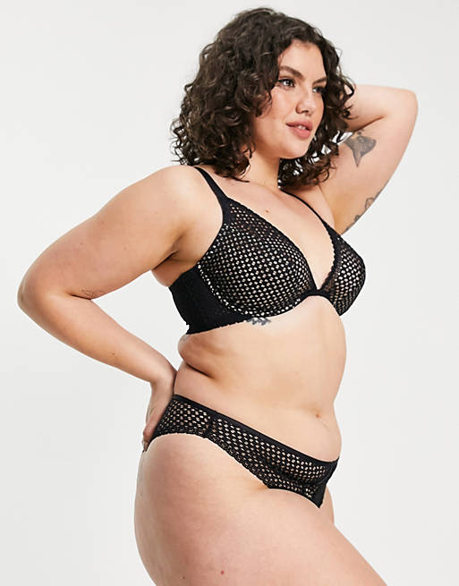 torrid, Intimates & Sleepwear, Torrid Curves Black Lace Shapewear Two  Piece Bundle Size 3