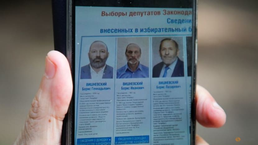 Kremlin critic decries doppelgangers at St Petersburg election Kremlin critic decries doppelgangers at St Petersburg election