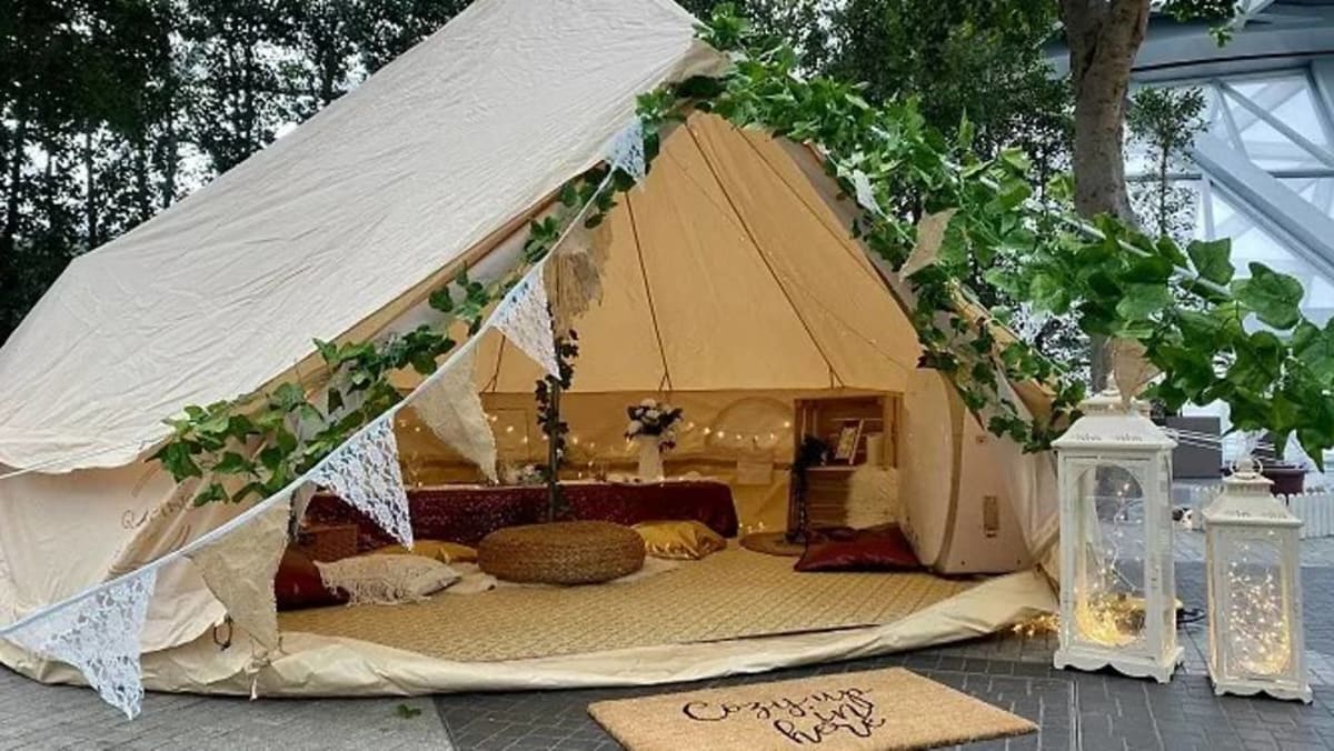 pack-your-bags-you-can-now-enjoy-a-glamping-holiday-at-jewel-changi-airport