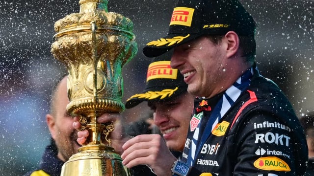F1英国大奖赛：红牛车队维斯塔潘连续六站夺冠