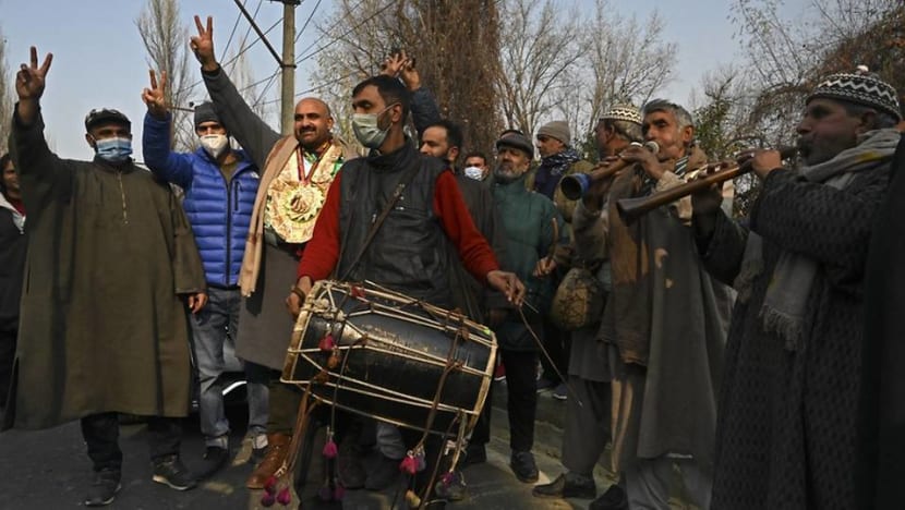 Anti-Modi Kashmiri alliance wins majority of seats in polls Anti-Modi Kashmiri alliance wins majority of seats in polls