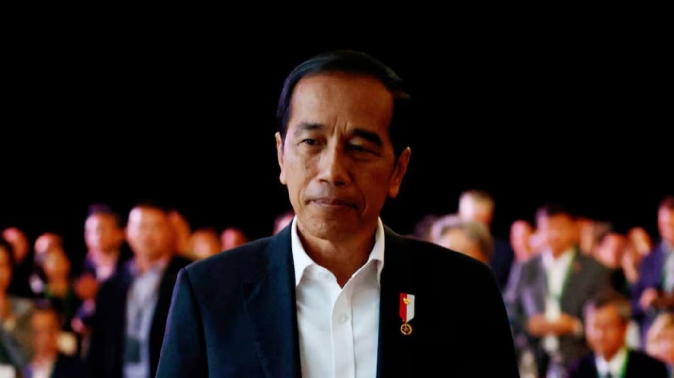 转去支持对手普拉博沃 印尼最大党：佐科党籍已终止