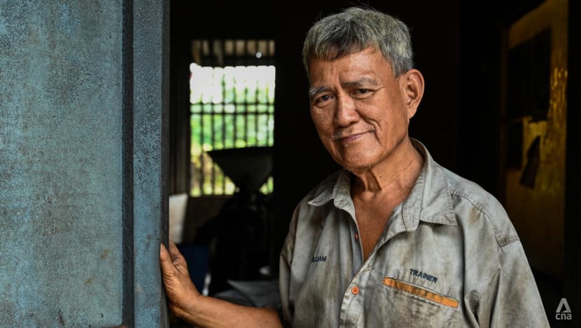 'Sukar pada mulanya': Kilang biji kopi kaedah tradisional di Klang ini masih utuh beroperasi sejak 1959 4 FDZ 3495