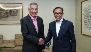 PM Lee invites Malaysia's new leader Anwar to visit Singapore