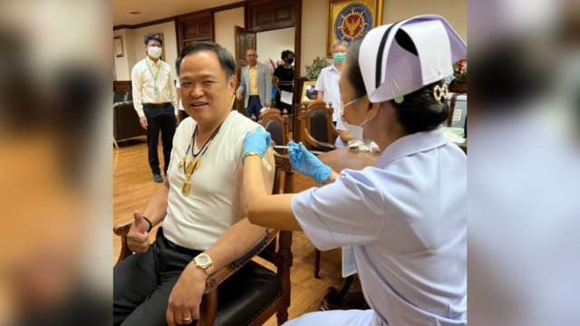 泰副总理打第六针 宣扬接种冠病疫苗安全性