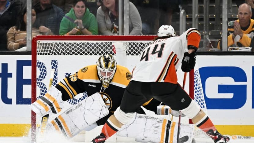 NHL roundup: Sabres top Flames behind Alex Tuch's hat trick NHL roundup: Sabres top Flames behind Alex Tuch's hat trick