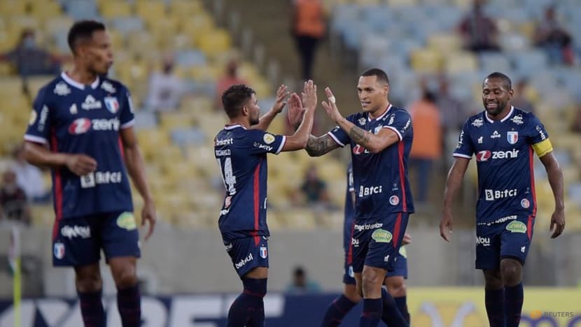 Fortaleza score twice from corners to beat Fluminense 2-0 Fortaleza score twice from corners to beat Fluminense 2-0