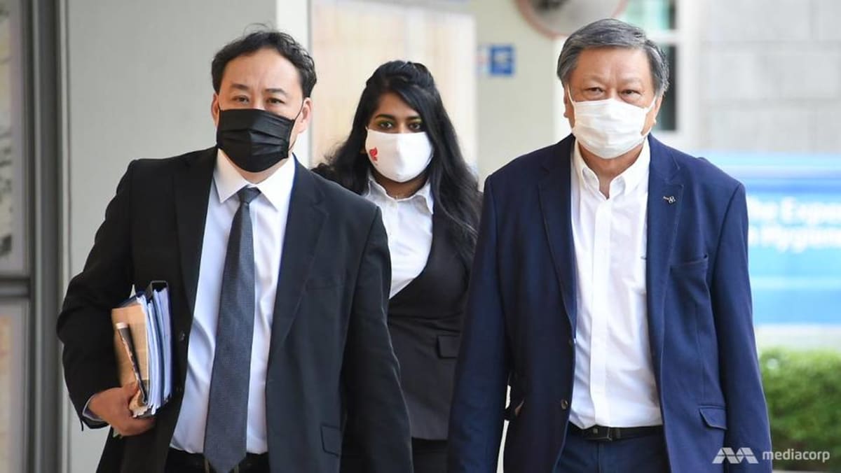 Kasus pencemaran nama baik PM Lee v Leong Sze Hian: Blogger menolak mengambil sikap, pengacara mengatakan tidak ada kasus untuk dijawab