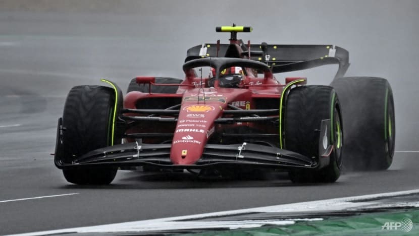 Sainz takes maiden pole for 150th start at British Grand Prix Sainz takes maiden pole for 150th start at British Grand Prix
