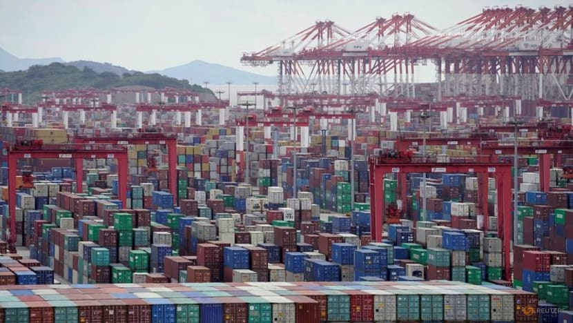 China January-April exports rise 10.3% year-on-year in yuan terms, imports up 5%