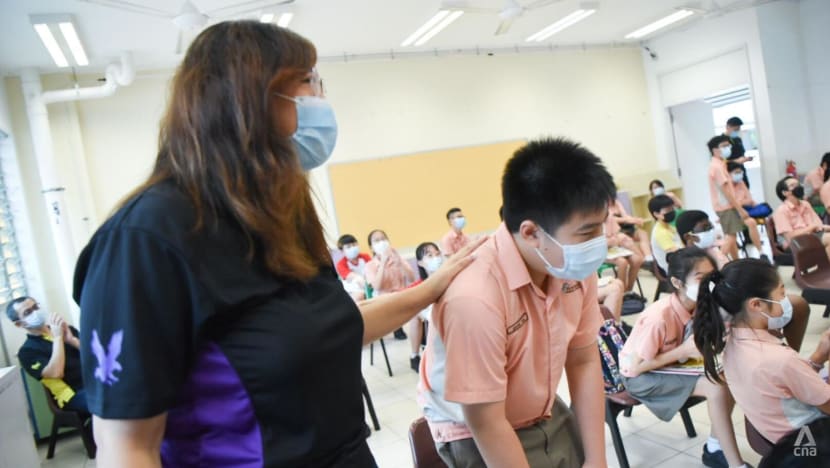 'A different element of stress', say parents of first batch of PSLE students under new scoring system 'A different element of stress', say parents of first batch of PSLE students under new scoring system