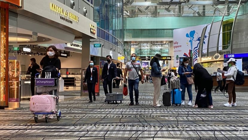 Short-term travellers can pay to get COVID-19 jab in Singapore from mid-April
