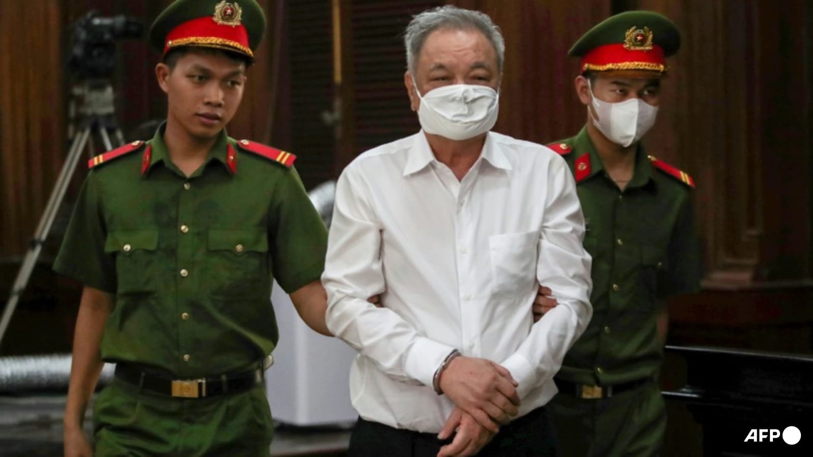 Vietnam court jails soft drinks tycoon in US$40 million scam case