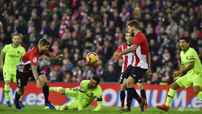 Football: Barca give fresh hope to La Liga rivals after Bilbao stalemate Football: Barca give fresh hope to La Liga rivals after Bilbao stalemate