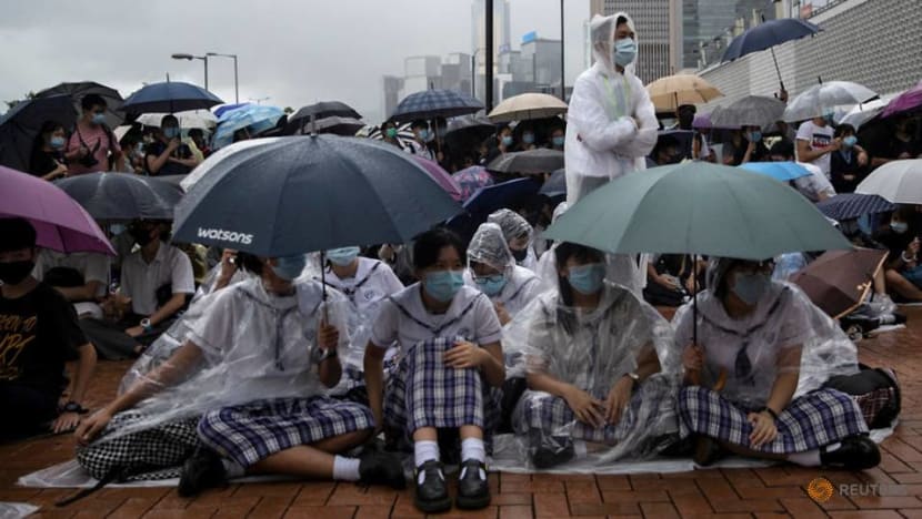 Hong Kong students boycott classes after weekend of violence Hong Kong students boycott classes after weekend of violence