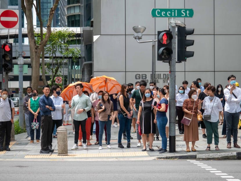 Jump in S'poreans aged 40-59 seeking loans to cope with cost-of-living pressures: Report