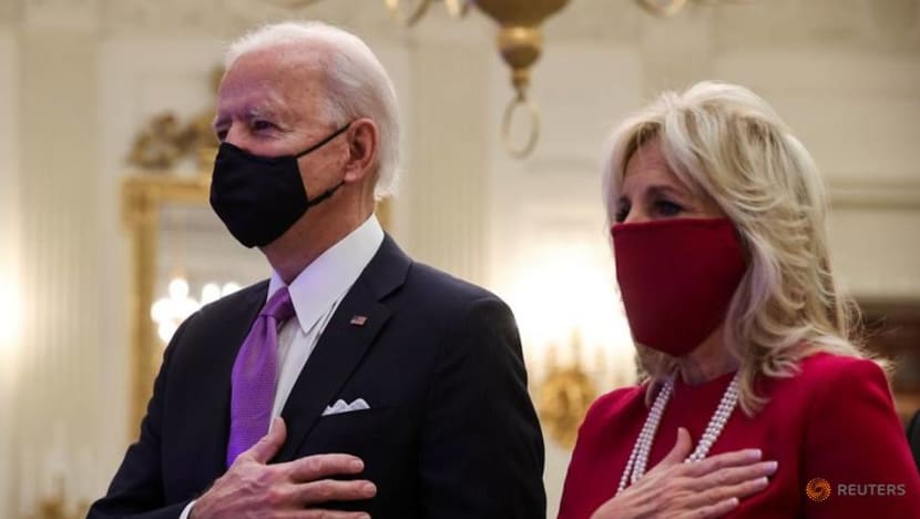 Biden orders masks, quarantine for passengers flying to US in 'wartime' offensive on COVID-19 Biden orders masks, quarantine for passengers flying to US in 'wartime' offensive on COVID-19