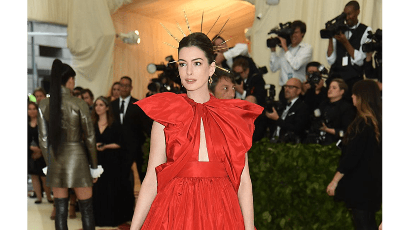 Anne Hathaway set for The Witches remake
