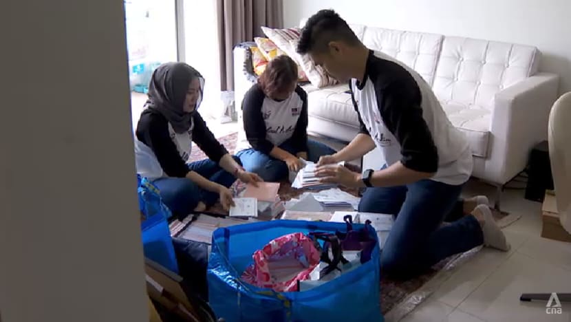 Overseas Malaysians rush to send ballots home, call for postal voting overhaul Overseas Malaysians rush to send ballots home, call for postal voting overhaul
