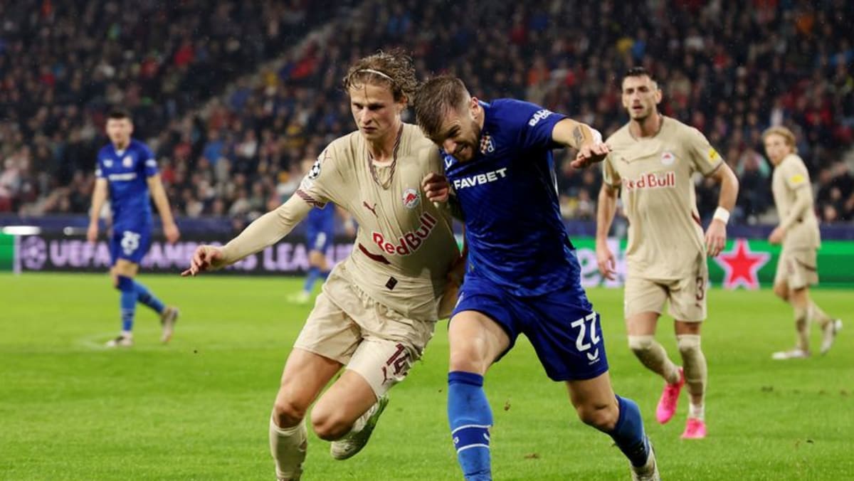 Dinamo earn rare away Champions League win at Salzburg