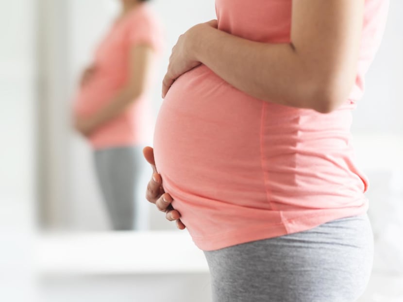 pregnant istock 1301194393
