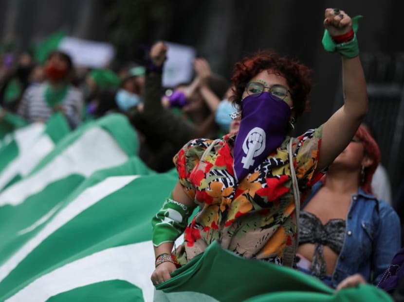 Women across Latin America march in favor of abortion rights Women across Latin America march in favor of abortion rights