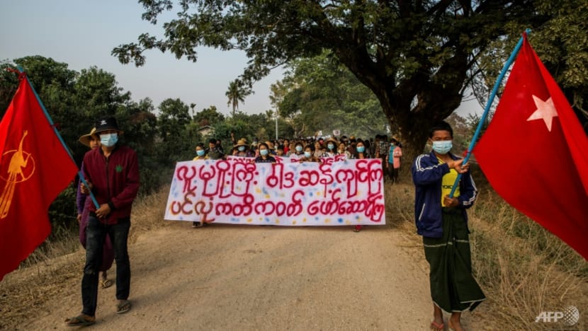 The online activists helping Myanmar troops desert
