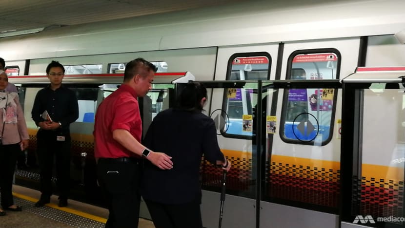 Kakitangan barisan depan SMRT akan dilatih bantu penumpang keperluan khas