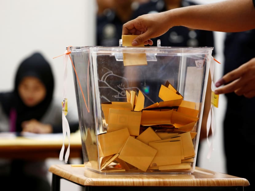 The Malaysian Cabinet has agreed to constitutional amendments to lower the voting age from 21 to 18, Youth and Sports Minister Syed Saddiq Syed Abdul Rahman said on Wednesday.