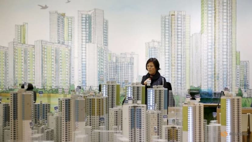 With rising bank interest rates, South Koreans can only wait to buy dream homes in Seoul With rising bank interest rates, South Koreans can only wait to buy dream homes in Seoul