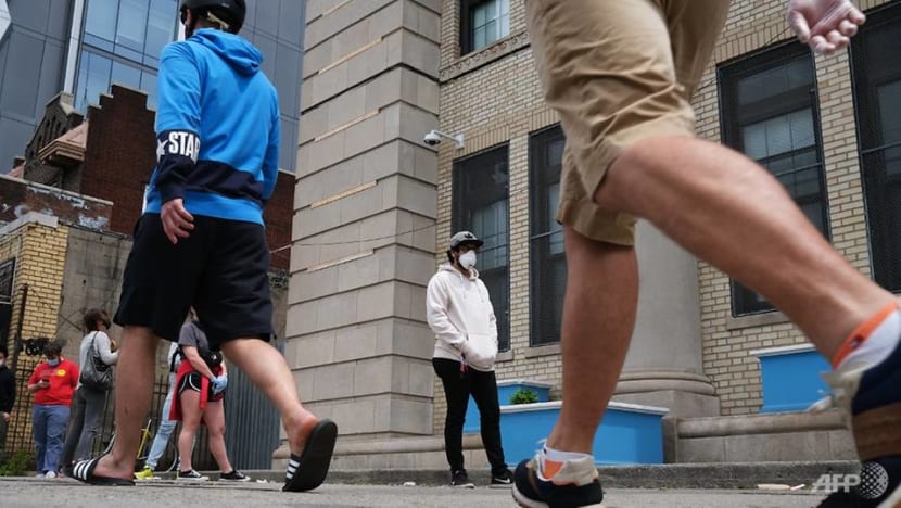 US layoffs surpass 38.6 million as lawmakers debate stimulus US layoffs surpass 38.6 million as lawmakers debate stimulus
