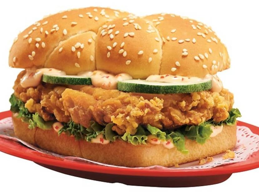 McDonald’s celebrates National Day with 'Ha Ha Cheong Gai' menu and Breakfast Curry Burger | CNA Lifestyle Exclusive McDonald’s celebrates National Day with 'Ha Ha Cheong Gai' menu and Breakfast Curry Burger | CNA Lifestyle Exclusive