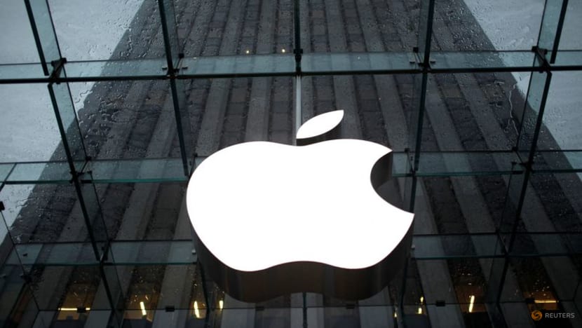 Apple announces new clean energy investments, asks suppliers to decarbonize Apple announces new clean energy investments, asks suppliers to decarbonize