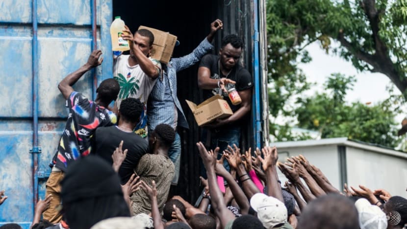 Haiti quake toll rises as gangs hamper aid efforts Haiti quake toll rises as gangs hamper aid efforts