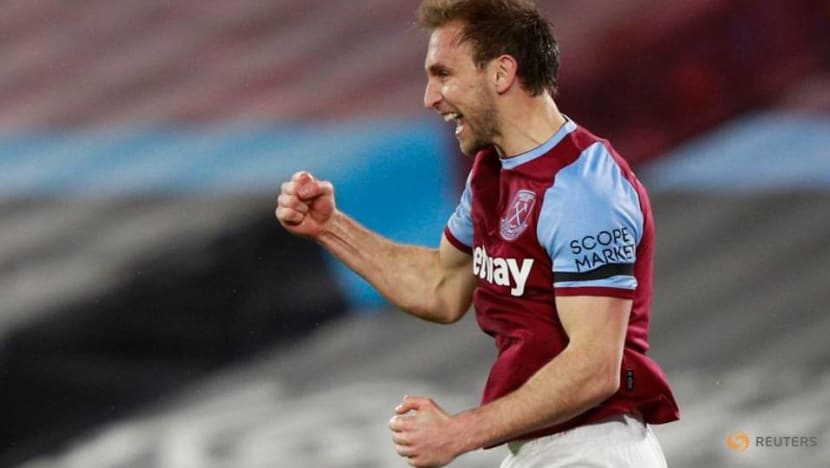Football: Loanee defender Dawson makes West Ham stay permanent Football: Loanee defender Dawson makes West Ham stay permanent