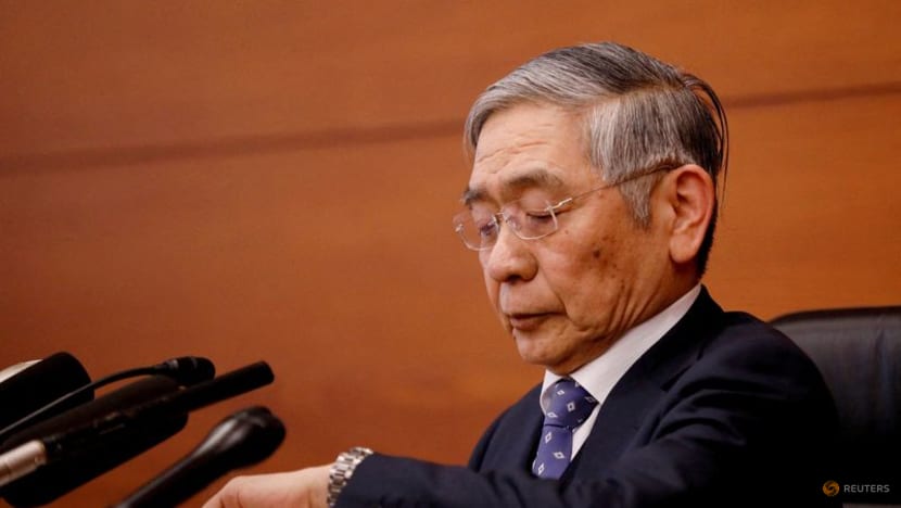 BOJ Kuroda calls for more efforts to curb digital currency risks