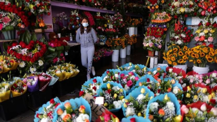 Valentine's Day and COVID-19 wreaths: Florists have never seen a February like this Valentine's Day and COVID-19 wreaths: Florists have never seen a February like this