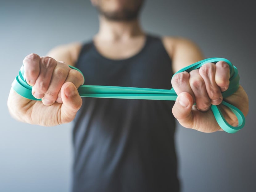 A full-body strength-training workout at home – using only resistance bands