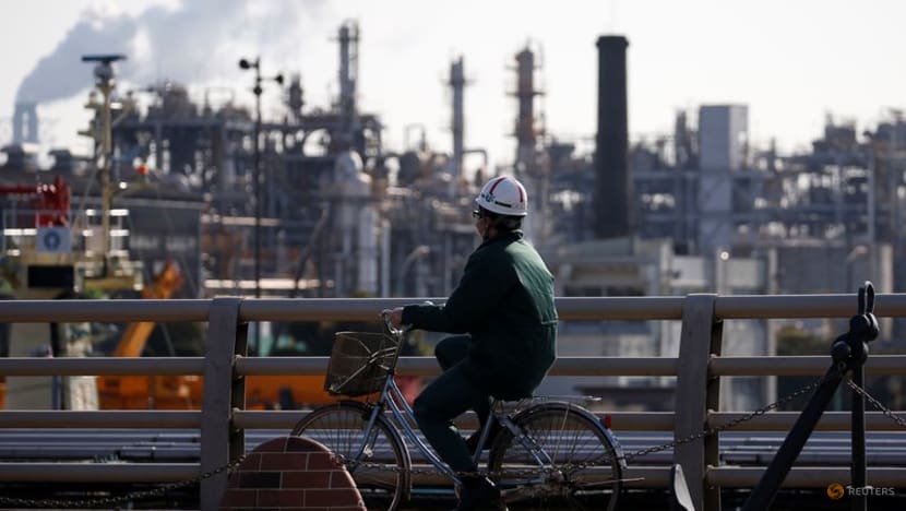 Japan June core machinery orders rise 0.9% month-on-month Japan June core machinery orders rise 0.9% month-on-month