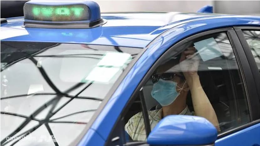COVID-19: Pemandu teksi diwajibkan cetak resit bagi penumpang yang tahan teksi di jalan raya