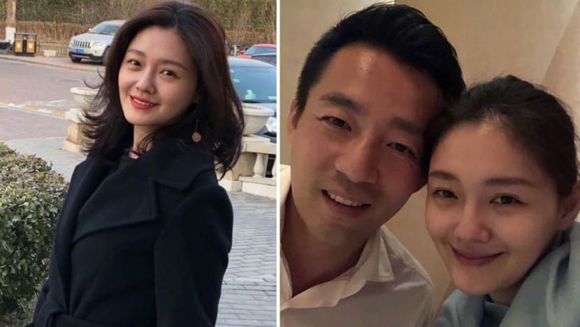 Barbie Hsu is pregnant with her third child Barbie Hsu is pregnant with her third child