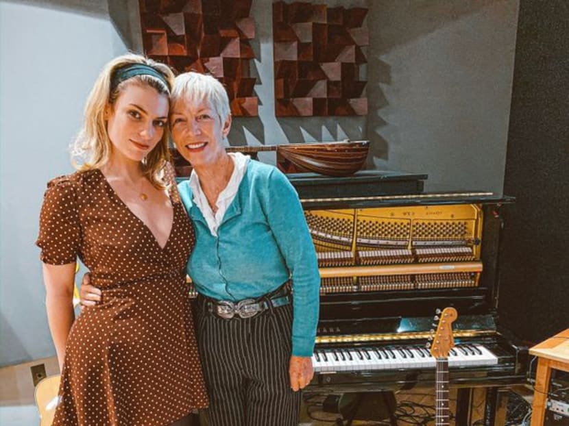 A Minute With: singer Lola Lennox on making music with family A Minute With: singer Lola Lennox on making music with family