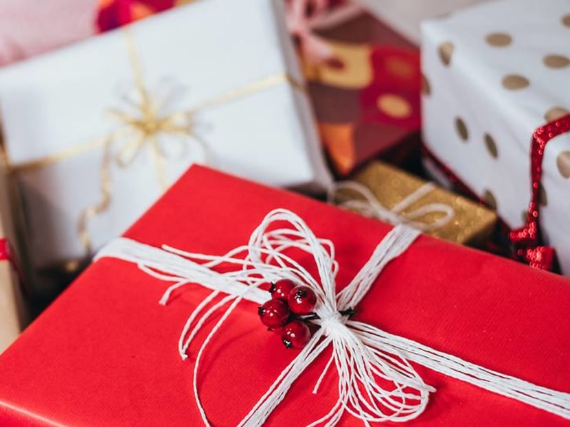 Commentary: How to deal with a bad Christmas gift Commentary: How to deal with a bad Christmas gift